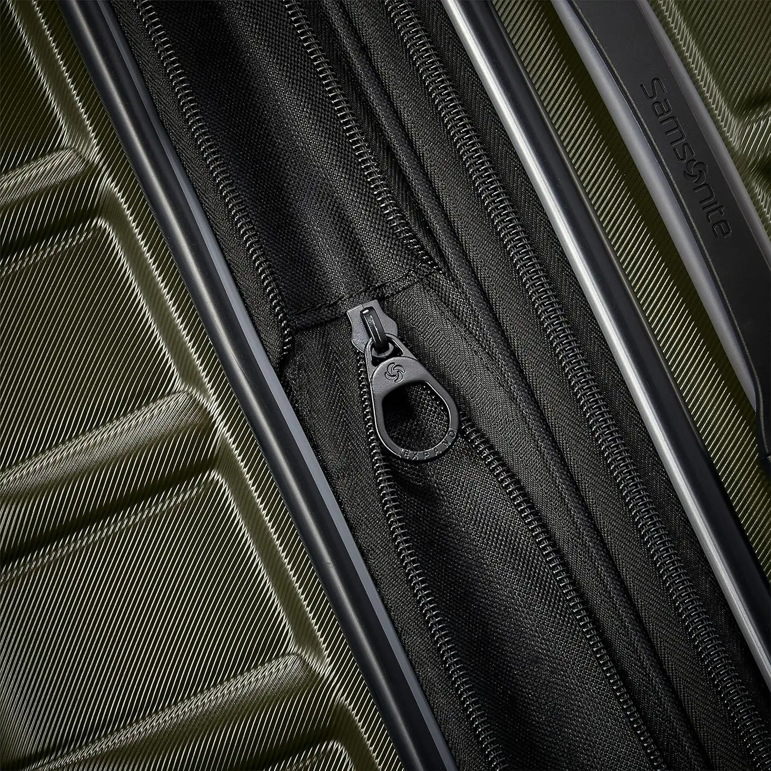 Samsonite Omni 2 Hardside Expandable Luggage with Vita Olive, 2-Piece Set (Carry-onMedium) - A1r5LaImF4L._AC_SL1500_